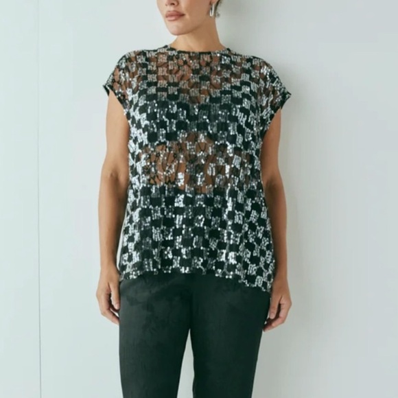 Vrg Grl Devyn Sequin Top - Picture 2 of 4